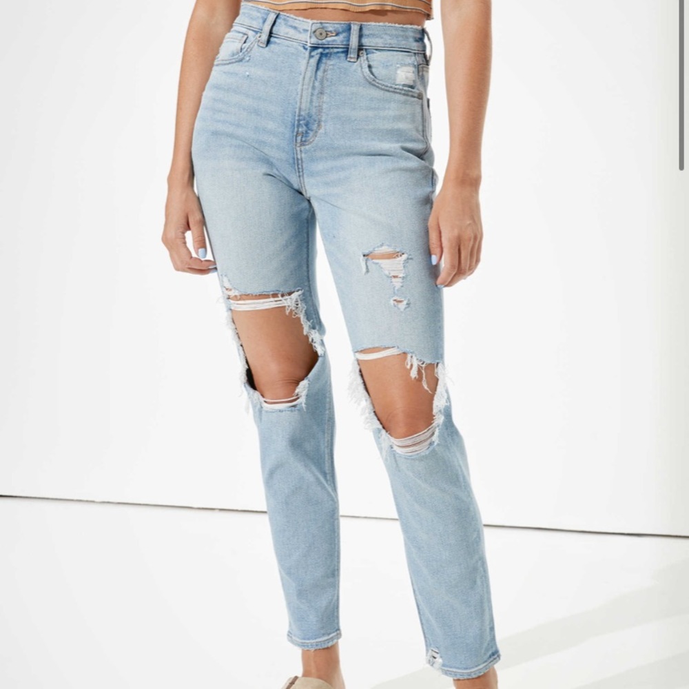 American Eagle Mom Jean